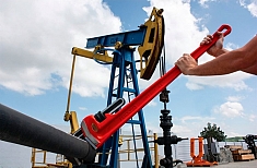 Применение ключа трубного прямого Ridgid Heavy Duty 14"