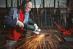Применение углошлифовальной машины Metabo WEA 24-230 MVT Quick